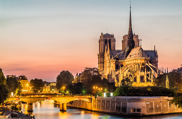 Paris, França